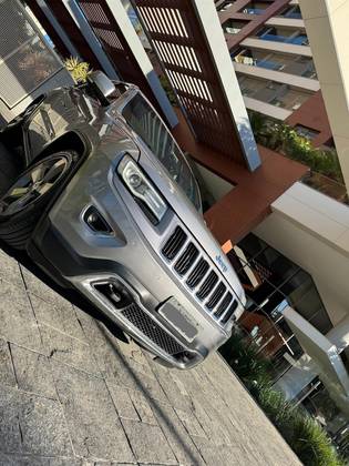 JEEP GRAND CHEROKEE 3.0 LIMITED 4X4 V6 24V TURBO DIESEL 4P AUTOMÁTICO